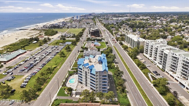 Building Photo - 300 Ocean Ave N
