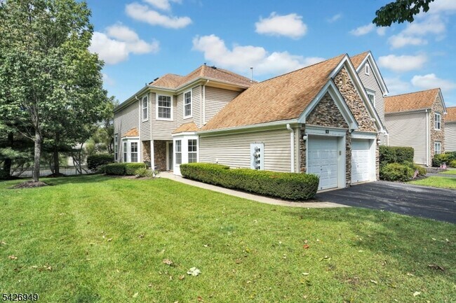 Building Photo - 16 Lagoon Way