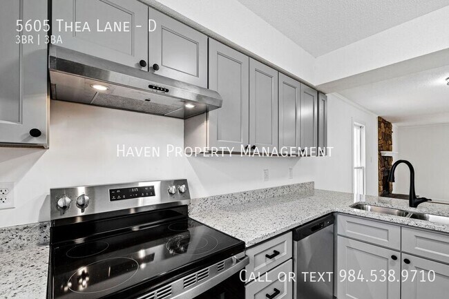 Building Photo - 5605 Thea Ln