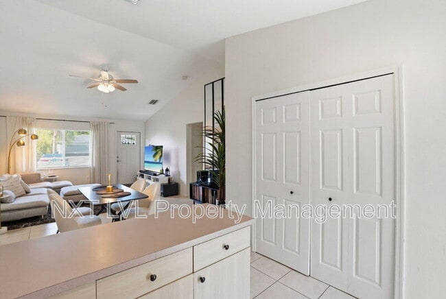 Building Photo - 8402 Matanzas Rd