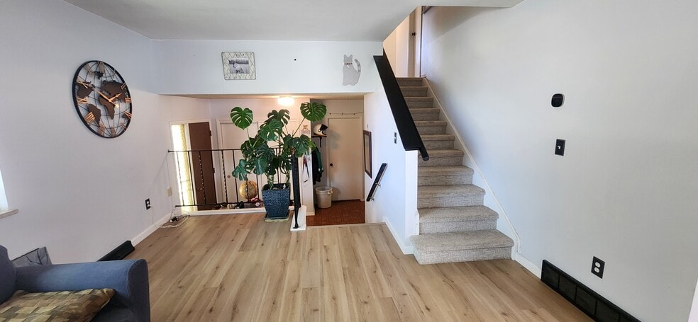 Living Room - 1573 S Eaton St