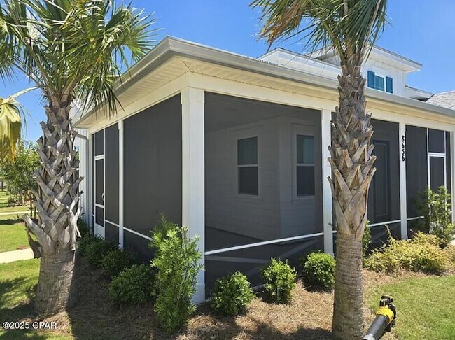 Building Photo - 8656 Weekend Dr
