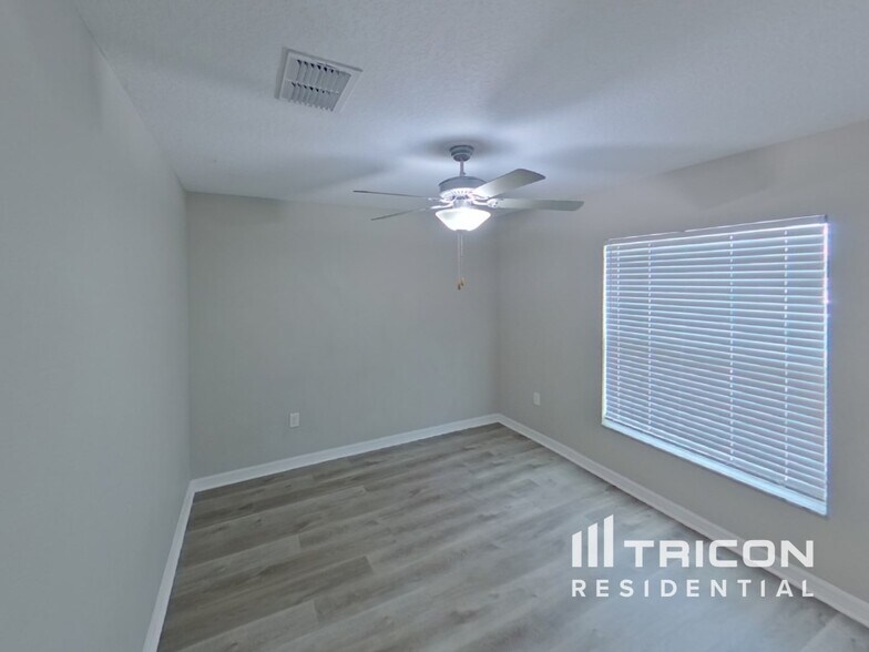 Building Photo - 7030 Wiseman Run Dr