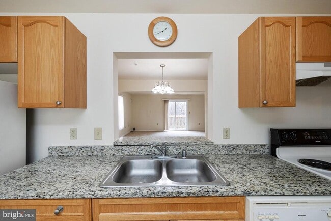 Building Photo - 4429 Blue Heron Way