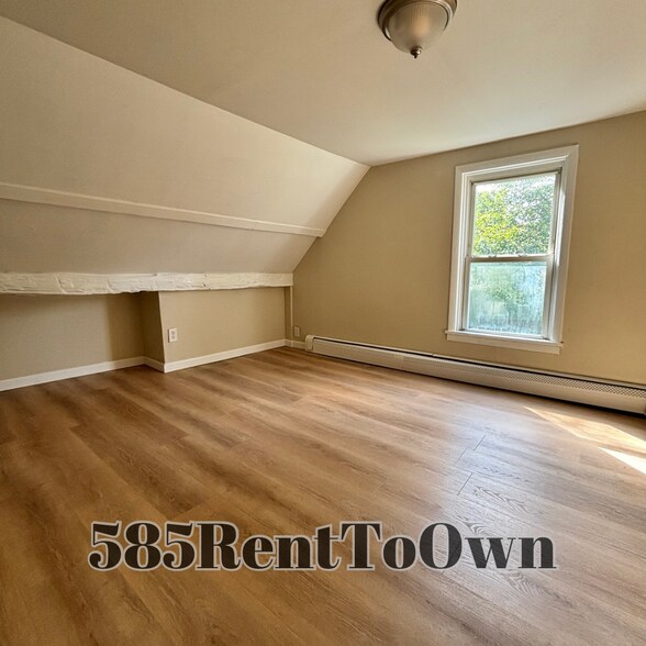 Building Photo - 1429 Titus Ave