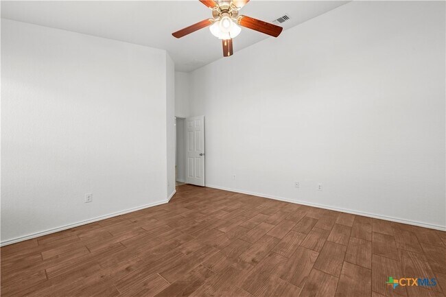 Building Photo - 6709 Mustang Creek Rd
