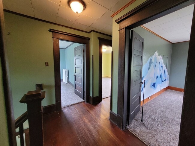 Building Photo - Charming Home in the York Neighborhood