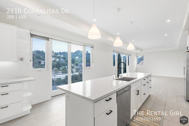 Building Photo - 2610 Corralitas Dr