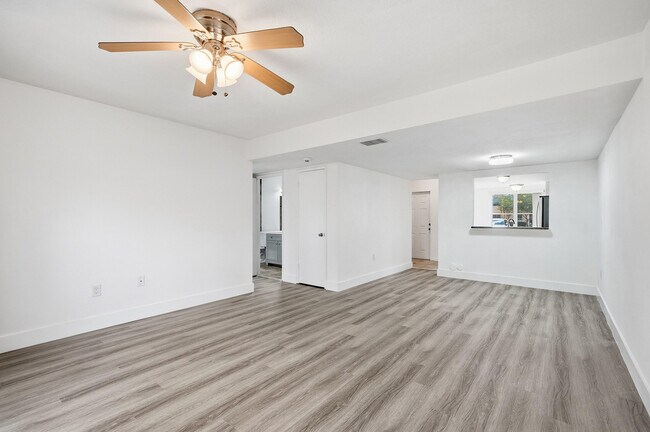 Building Photo - 3832 NW 90th Ave