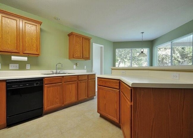 Building Photo - 6150 Jumano Ln