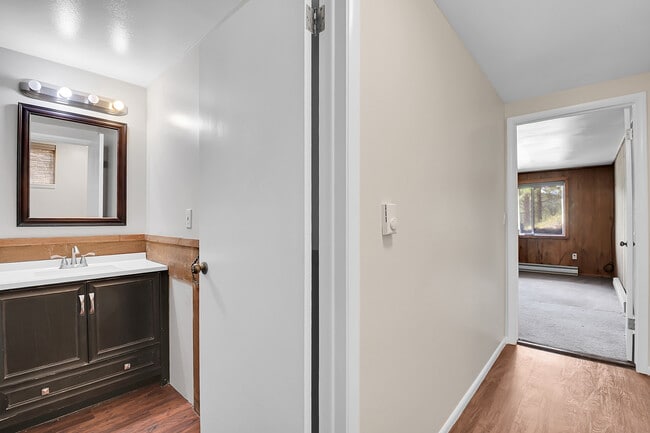 Building Photo - 5948 Lone Peak Dr
