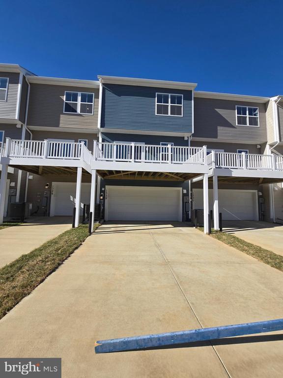 Building Photo - 1328 Red Clover Ln