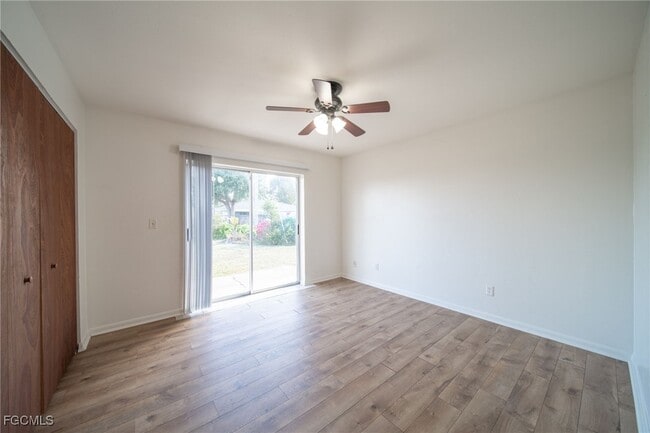 Building Photo - 2825 SW Santa Barbara Pl