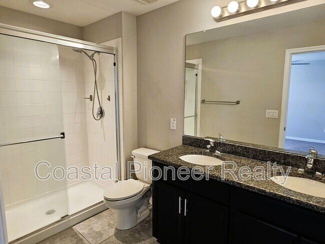 Building Photo - 7115 Grand Elm Dr