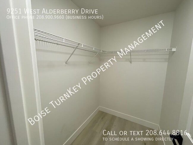 Building Photo - 9251 W Alderberry Dr