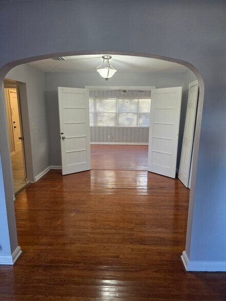 Dining Room - 2232 Ribault Scenic Dr