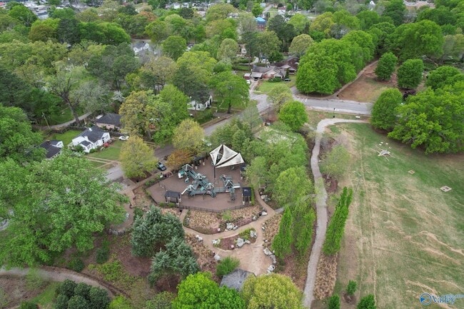 Building Photo - 603 Prospect Dr SE