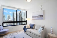 Building Photo - 225 N Miami Ave