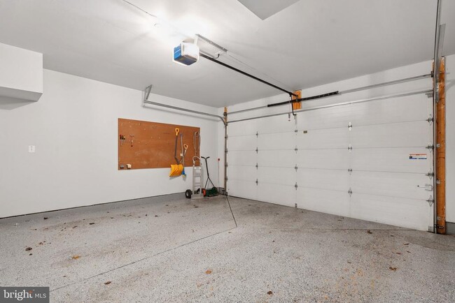Building Photo - 12045 Overbridge Ln