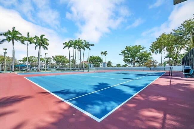 Building Photo - 17321 NW 63rd Ave