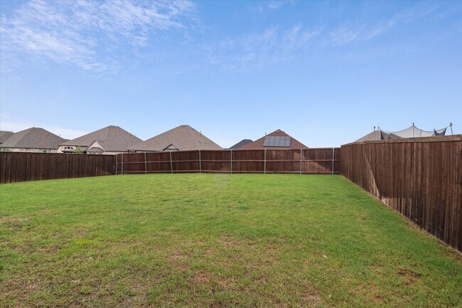 Building Photo - 1702 Veneto Dr