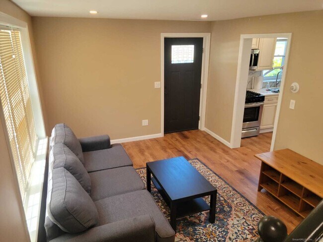 Building Photo - 62 High Ridge Dr