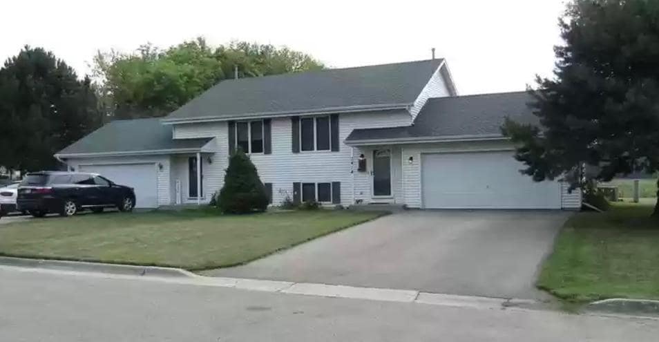 Building Photo - 3414 Coventry Dr