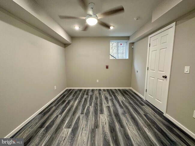 Building Photo - 1225 W Dauphin St