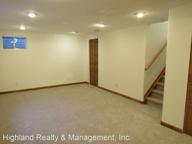 Building Photo - 3 br, 3.5 bath House - 5637 W 118th Place