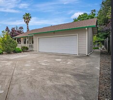 Building Photo - 6112 Wright Way