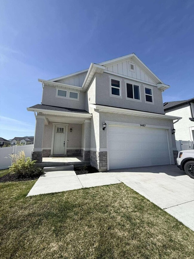 Building Photo - Spacious 4-Bedroom Home for Rent – Prime L...