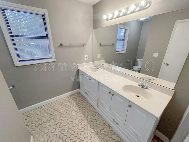 Building Photo - 9032 Gardener Dr