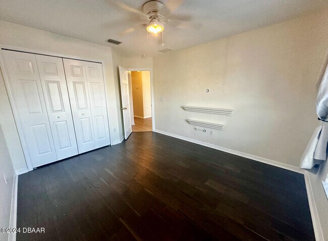 Building Photo - 1755 Creekwater Blvd