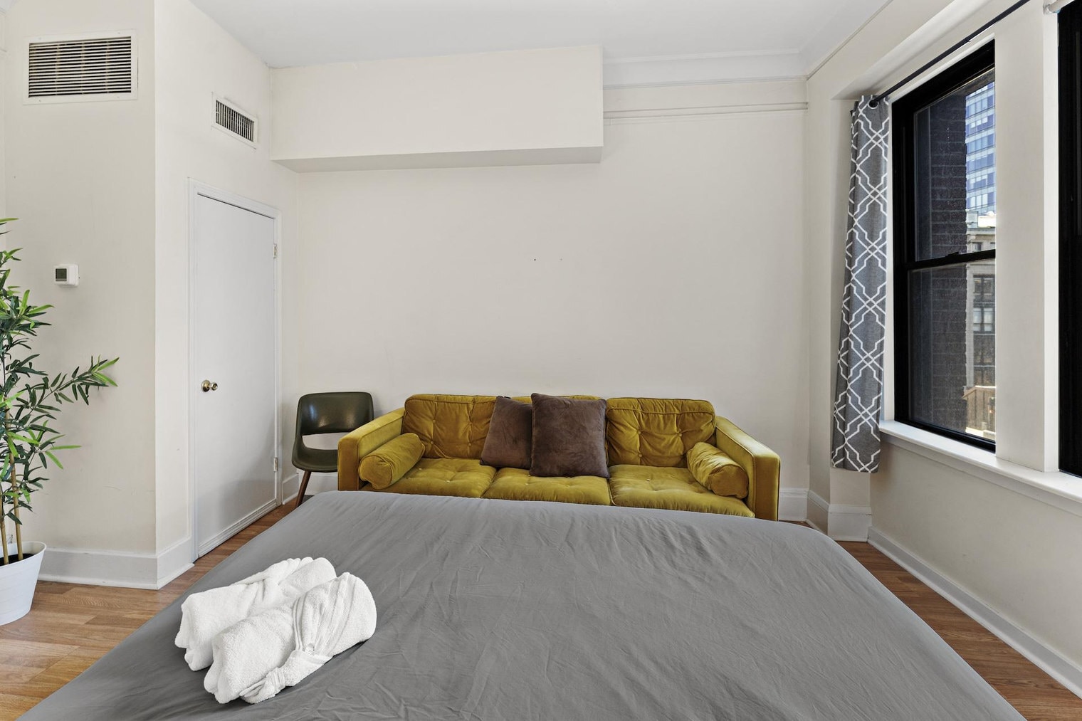 Building Photo - 60-62 Boylston Street-SI FL1-ID1240417P