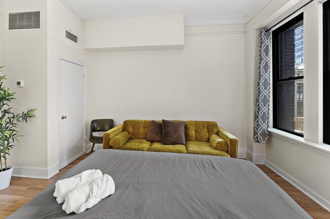 Building Photo - 60-62 Boylston Street-SI FL1-ID1240417P