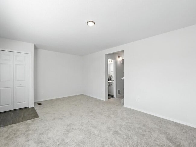 Building Photo - 4218 Forrest Hill Rd