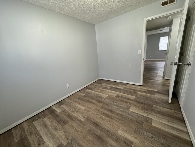 Building Photo - WAIT… THIS 2 BEDROOM APARTMENT HAS A BALCONY?!