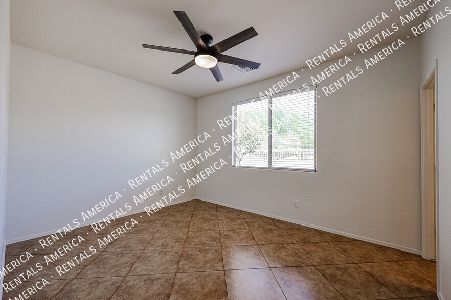 Building Photo - 21260 E Calle Luna