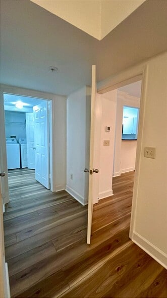 Brand-new floors - 304 E South St