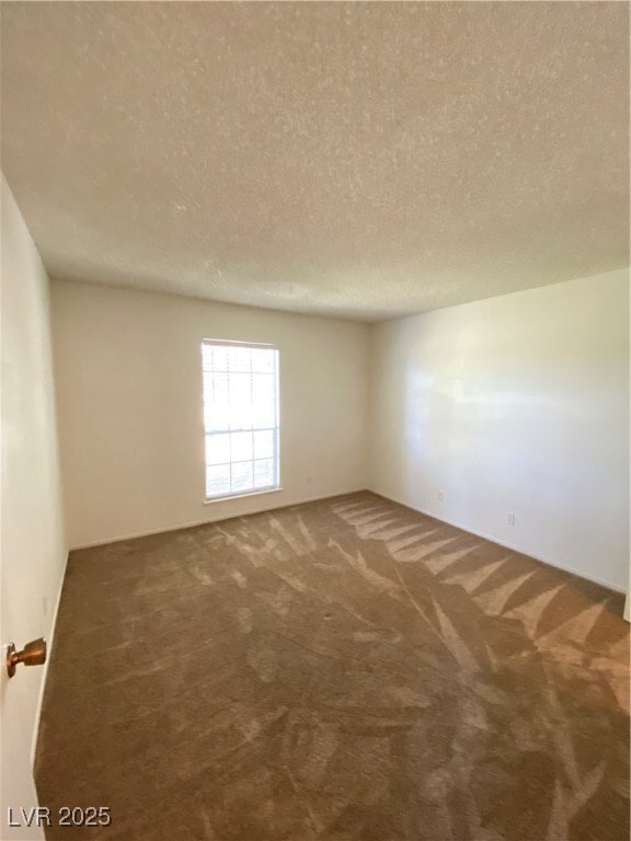 Building Photo - 3157 Pinehurst Dr