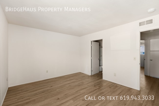 Building Photo - 7831 Rancho Fanita Dr