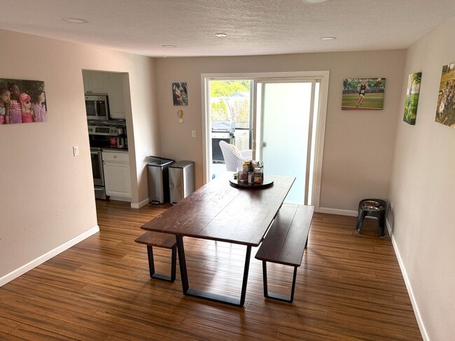 Building Photo - 17215 SW Barcelona Way