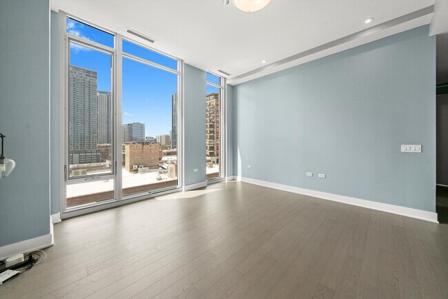 Building Photo - 360 W Erie St