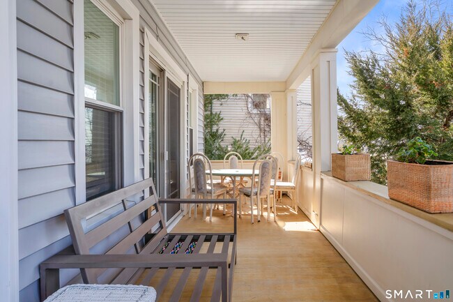 Building Photo - 94 Neptune Ave