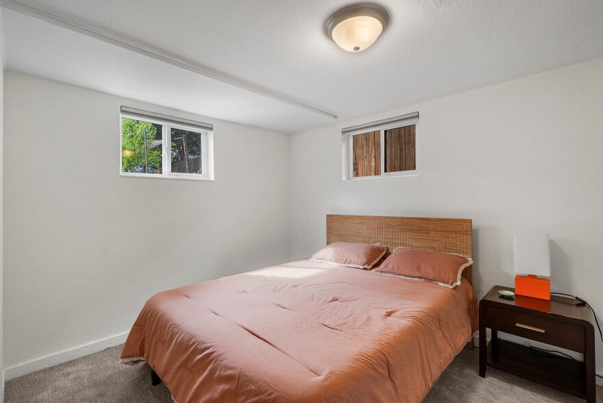 Downstairs bedroom #1 - 4963 Harlan St