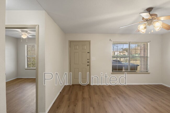 Primary Photo - 2335 N Elm St
