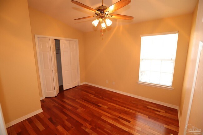 Building Photo - 9955 Rail Cir