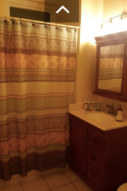 Building Photo - 4429 S Calumet Ave