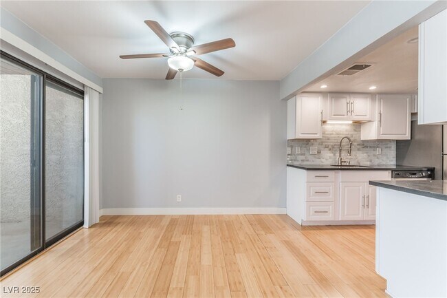 Building Photo - 4361 Gannet Cir