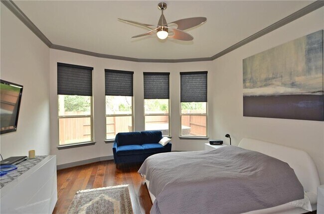 Building Photo - 12812 Black Hills Dr